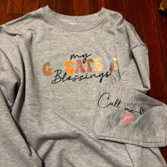 Graphic Print light Pullover Sweatshirt Mom style - Picture 3 of 7